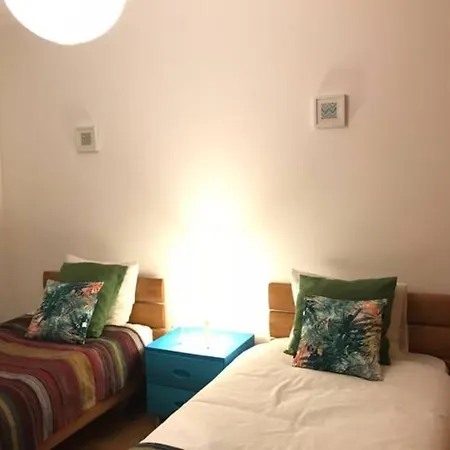 Casa Do Por-do-sol 에리세이라